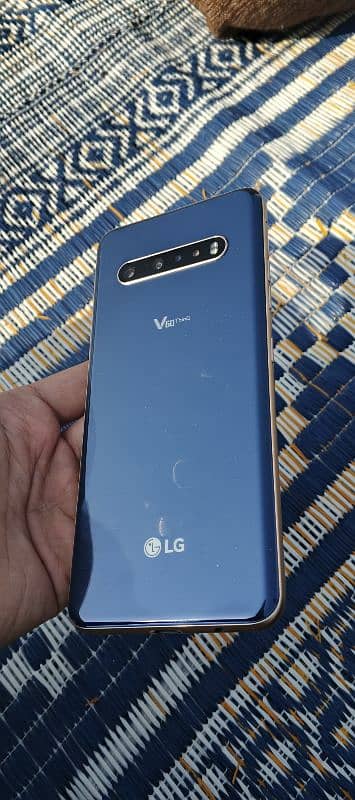 LG V60 THINQ 5G 4