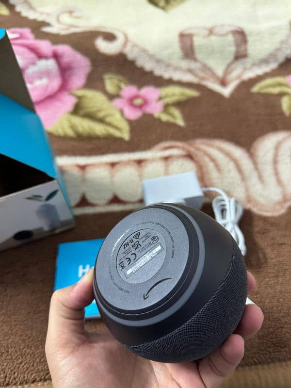 Alexa echo dot Bluetooth speaker 5th generation 6