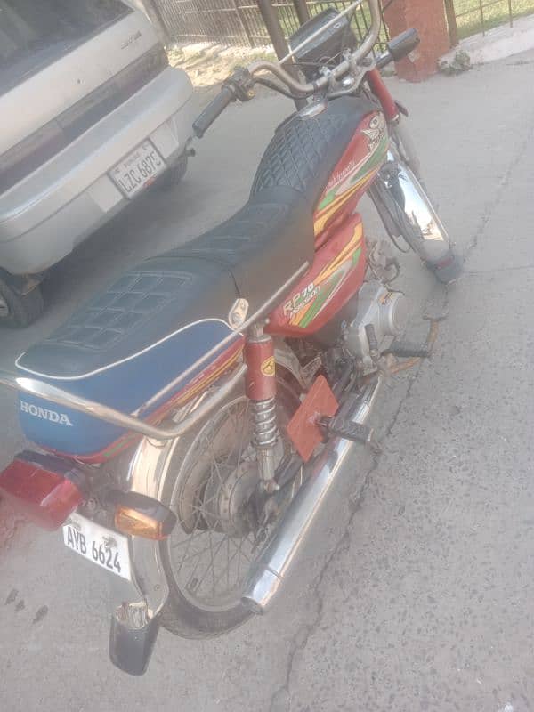 Honda bike in excellent condition 4