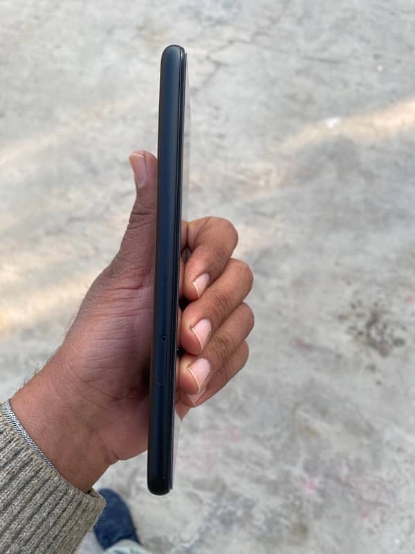 Google Pixel 4a 5g Official PTA approved 6/128gb 3