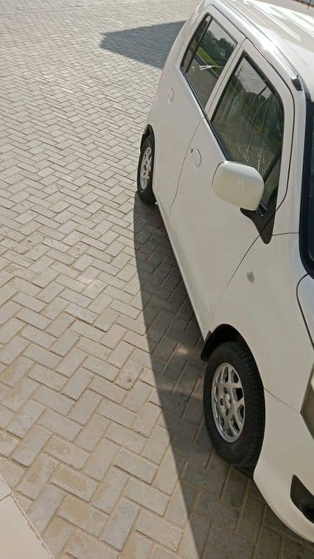 Suzuki Wagon R 3