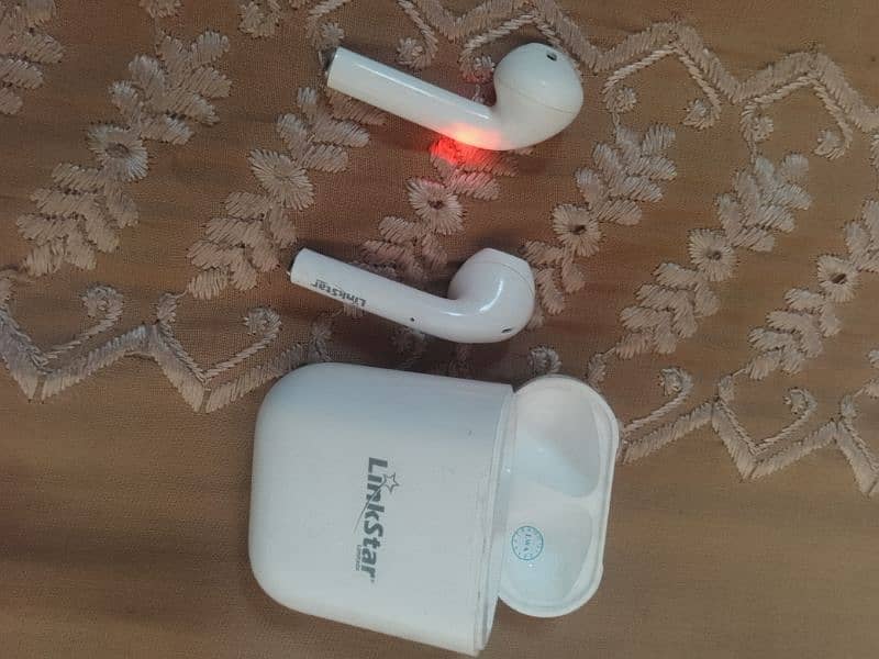 EARBUDS FOR SALE 0