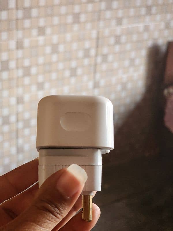 Iphone original charger without cable 1