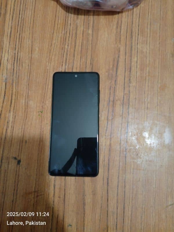 Samsung Mobile for sale with thumb lock 7