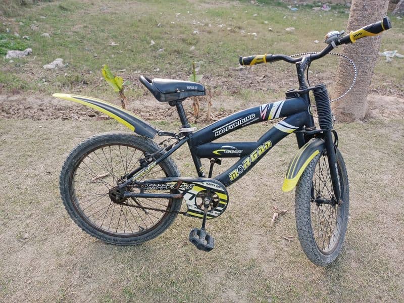 Bicycle For sale in good condition 3