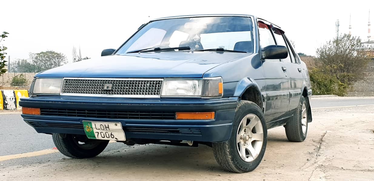 Toyota Corolla 1986 SE Saloon for Urgent Sale 2