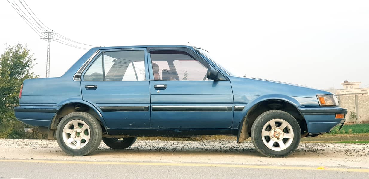 Toyota Corolla 1986 SE Saloon for Urgent Sale 6