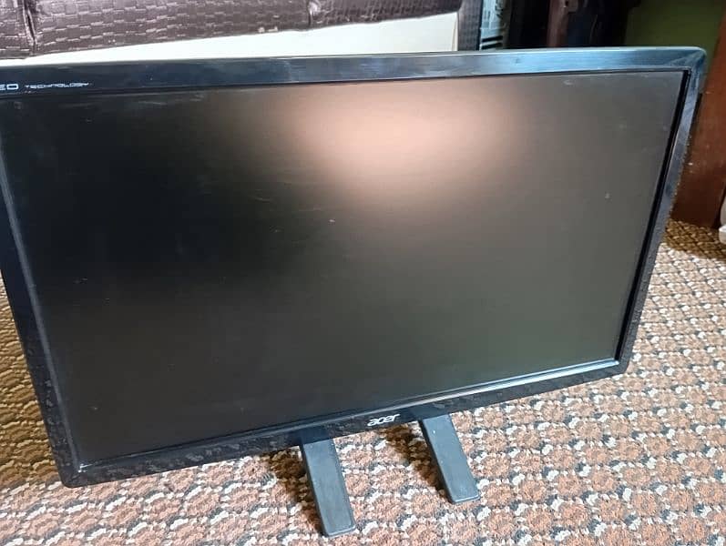 Acer LCD monitor 21 inch 0