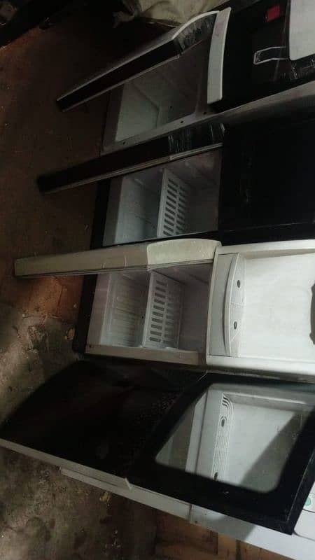 good condition water dispenser 2