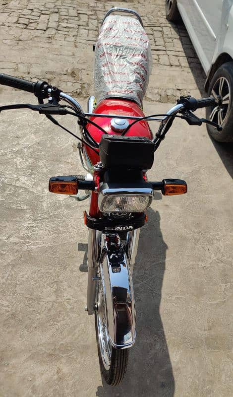 Brand New HONDA CD 70 2024 8