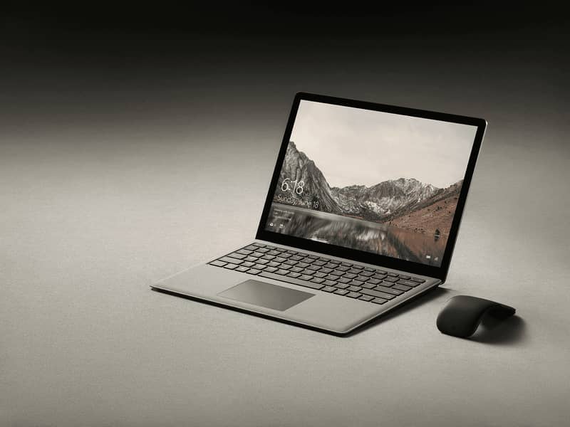 Microsoft Surface Laptop 2 1