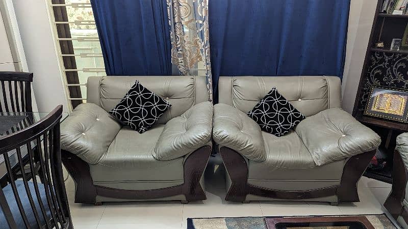 Sofa Set - 5 Seater 1