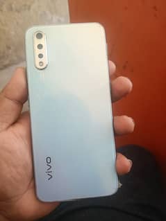 vivo s1