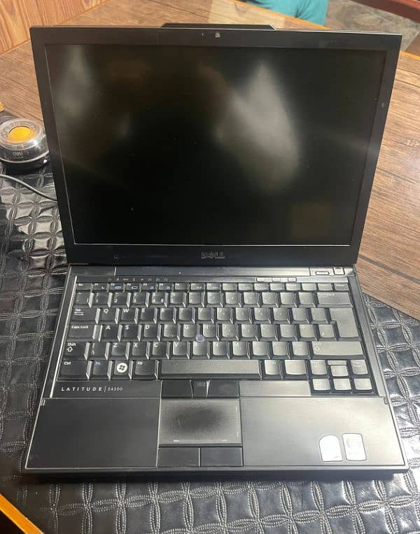 Dell Laptop in Very Cheap Price 1