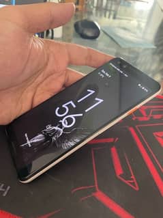 Google Pixel 3 (price negotiable)