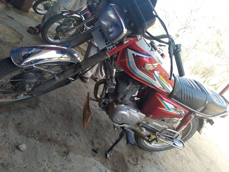 CG 125. . . 7 Model. . . .  No documents only bike 0