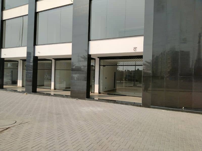 877 Sq Ft Ground Floor Brand  Shop For Rent SQ 99 Mall Bahria Lahore 9