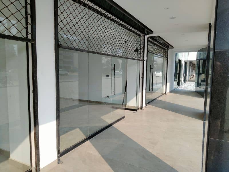 877 Sq Ft Ground Floor Brand  Shop For Rent SQ 99 Mall Bahria Lahore 14