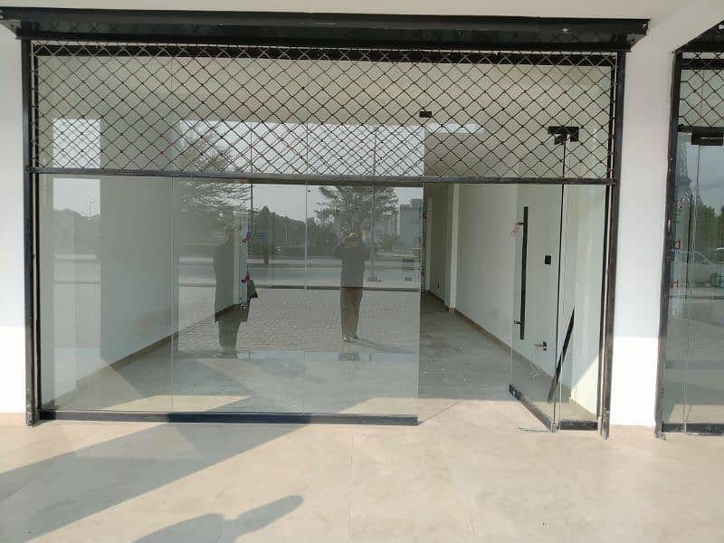 877 Sq Ft Ground Floor Brand  Shop For Rent SQ 99 Mall Bahria Lahore 15