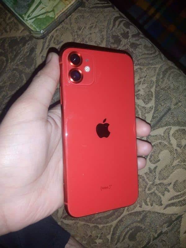 qpple iphone 11 64gb red colour 0