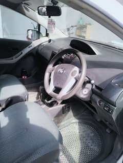 Toyota Vitz 2005