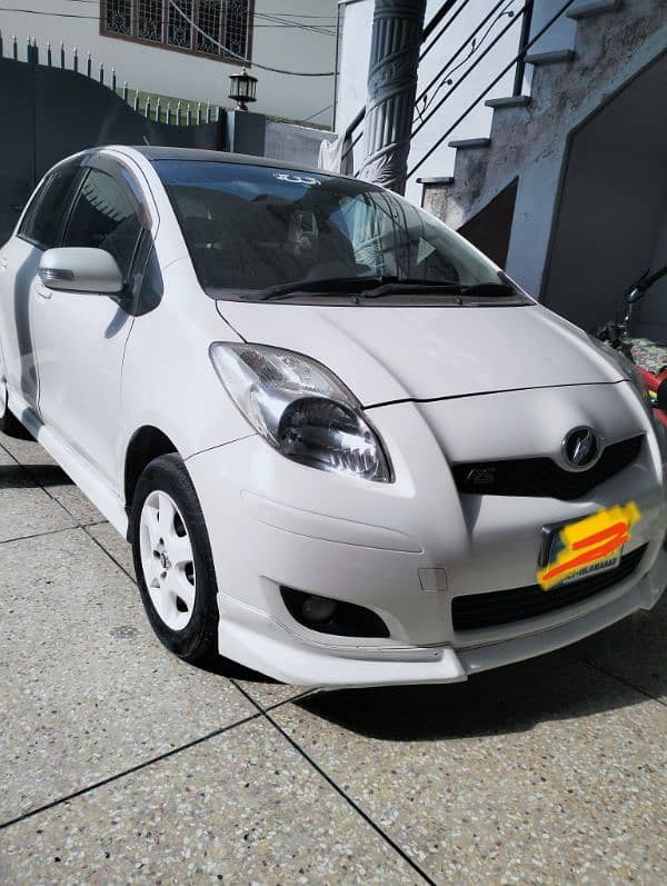 Toyota Vitz 2005 4