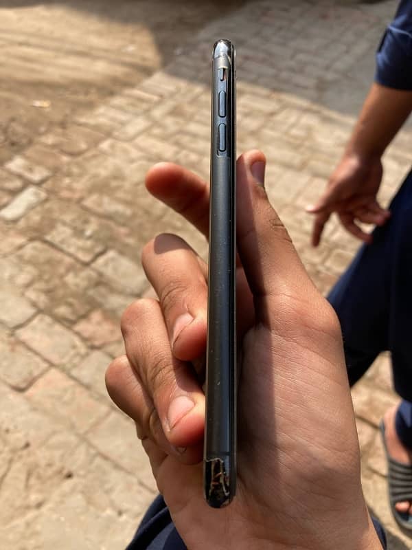 iphone Xs Max Official Pta 256GB 3