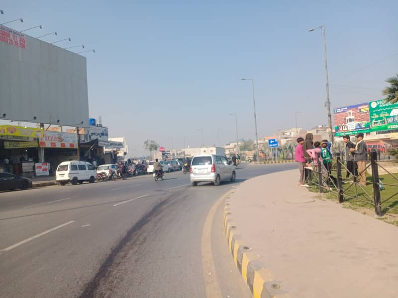 2.5 Marla commercial Plot front 18ft kahna nau near ferozpur road and new defence road Lahore 16