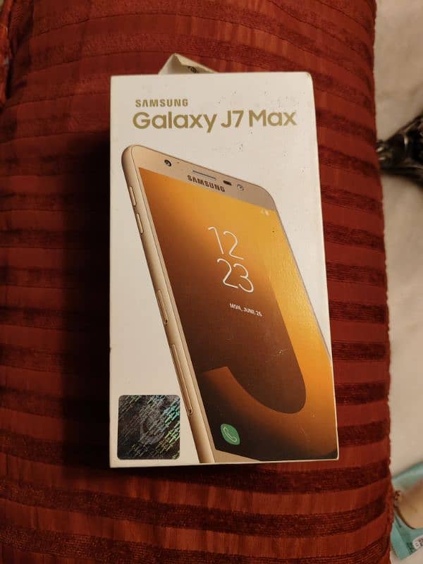 Samsung Galaxy J7 Max 4/32GB 7