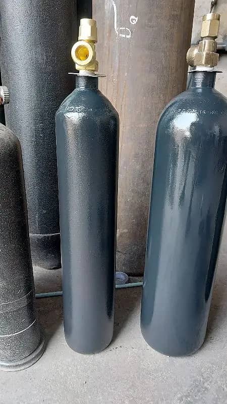 Oxygen Cylinders Medical Oxygen Cylinders All Sizes available 4