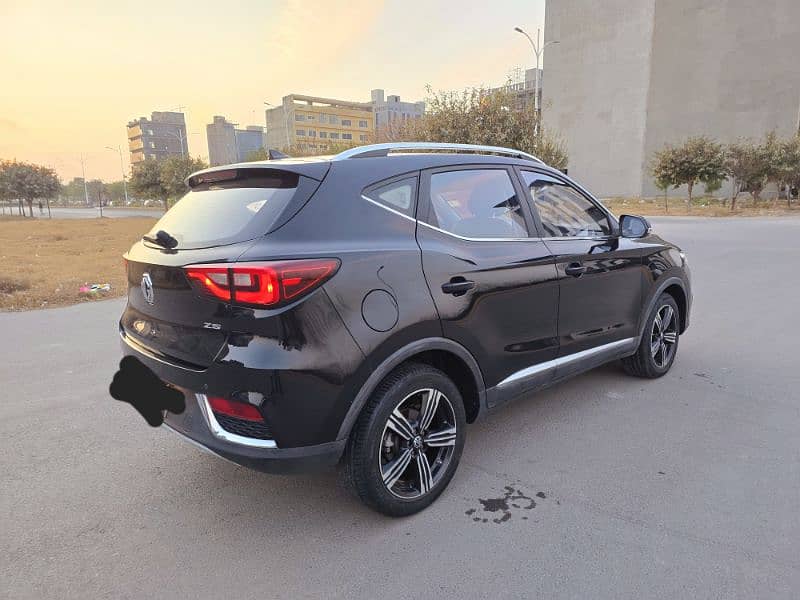 MG ZS 2021 in out class condition for sale in Islamabad 8