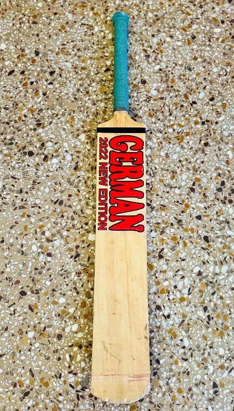 German cricket bat 1