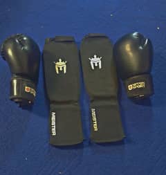 boxing gloves with protect leg's