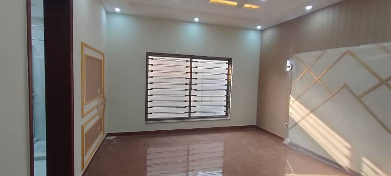 1 Kanal House For Sale In Iris Block Bahria Town Lahore 25