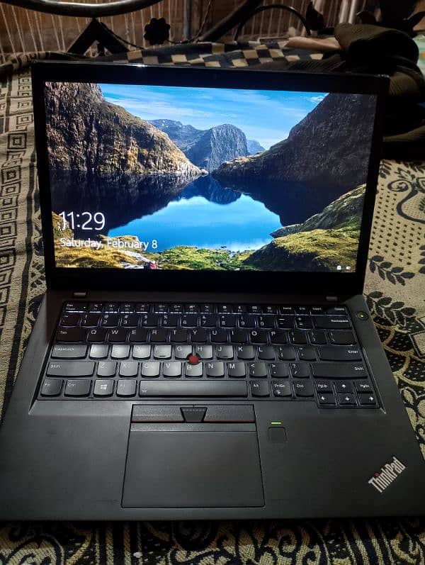 Lenovo Thinkpad Core i7 6 gen 8gb ram 512 SSD All ok Laptop 0