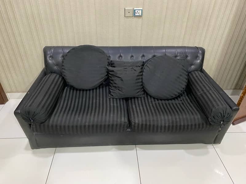 Good Quality Sofa Urgent Sell at low price 1