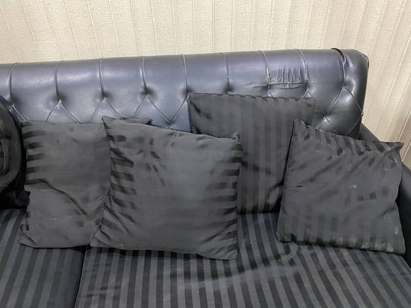 Good Quality Sofa Urgent Sell at low price 5