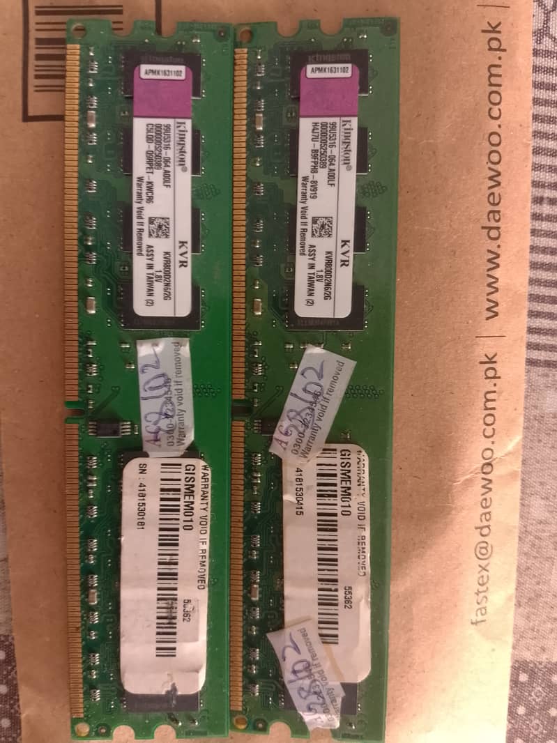 DDR2 2GB 2RAM AVAILABLE SLIDELY USED WORKING NO FAULT 0