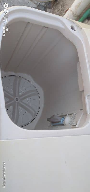 Haier 2 in 1 Washing Machine 3