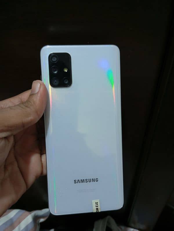 Samsung Galaxy A71 0