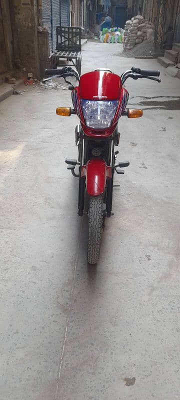 I,am selling my bike bike honda prider 2019 model 7