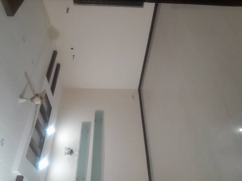 1 Kanal Full House New Type For Rent Pcsir Society Ph2 Block B 9