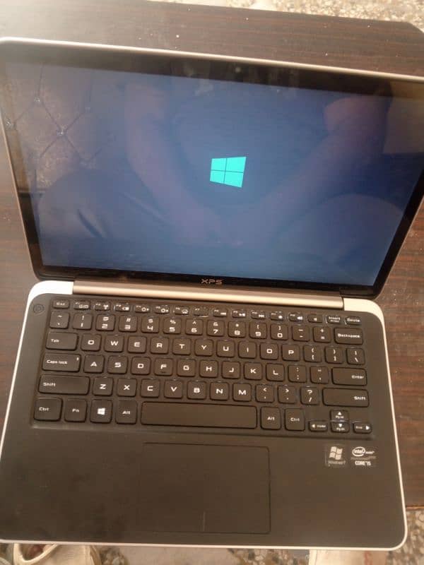 DELL XPS 0