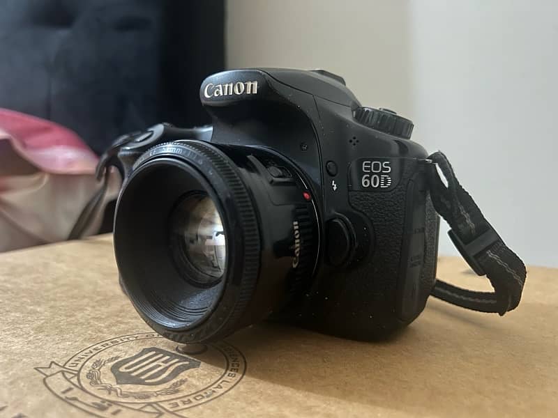 Canon eos 60d with 50 mm lena 1