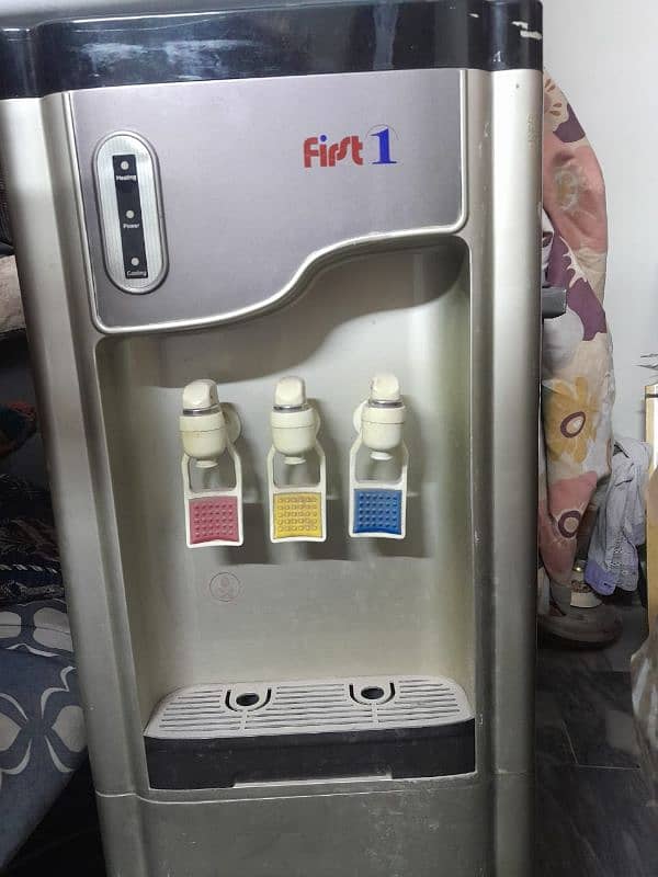 First 1 Water Dispenser for Sale – Excellent Condition 0