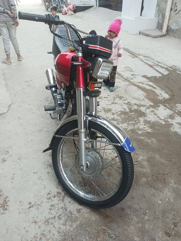 Honda 125 good condition 100% okay then make condition mein hai 0