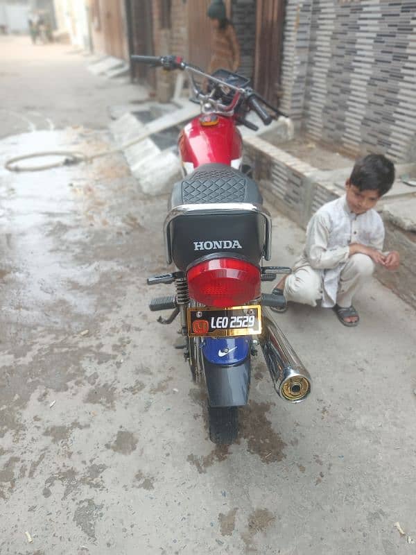 Honda 125 good condition 100% okay then make condition mein hai 1