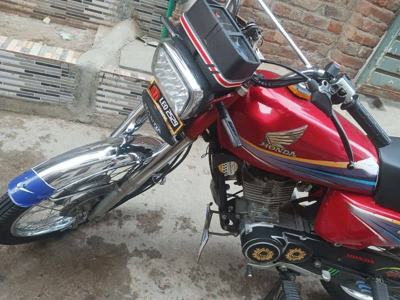 Honda 125 good condition 100% okay then make condition mein hai 6