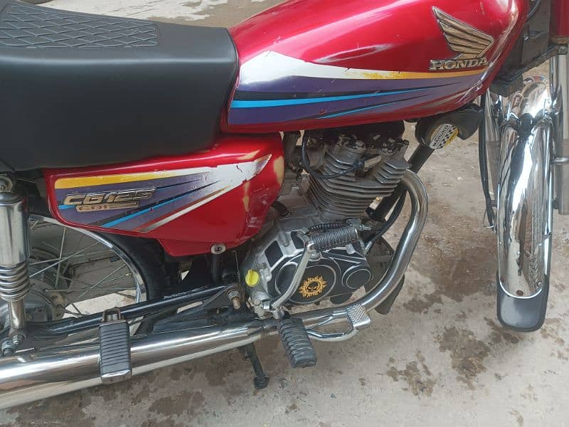 Honda 125 good condition 100% okay then make condition mein hai 8