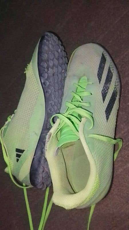 new adidas original shoes in green colour 2